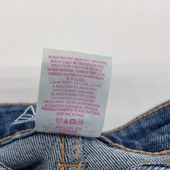 No Boundaries JR Women's High Rise Cuffed Capri Jeans Size 7 Lt Wash - Picture 6 of 9